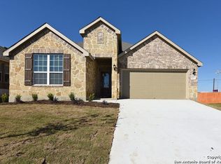 622 Ridgeglen Dr, New Braunfels, TX 78130