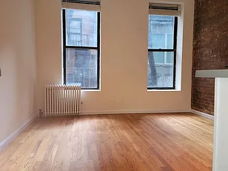 Rented by Chartwell Manhattan Realty