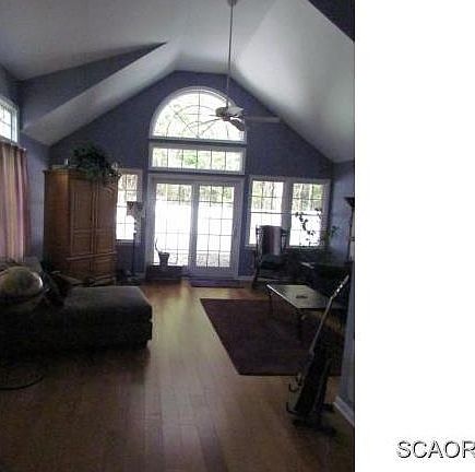 3rd image of 126 Teal Dr