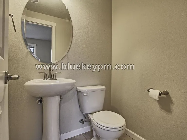 13747 SW Silent Fox Ter — Photo 7