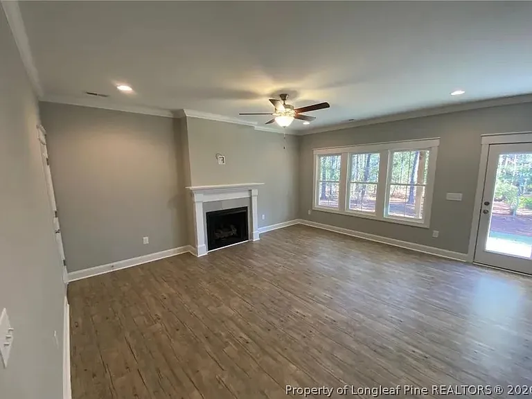 735 Blue Bird Dr — Photo 5