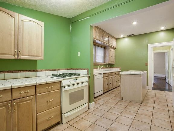 5th image of 5842 Llano Ave