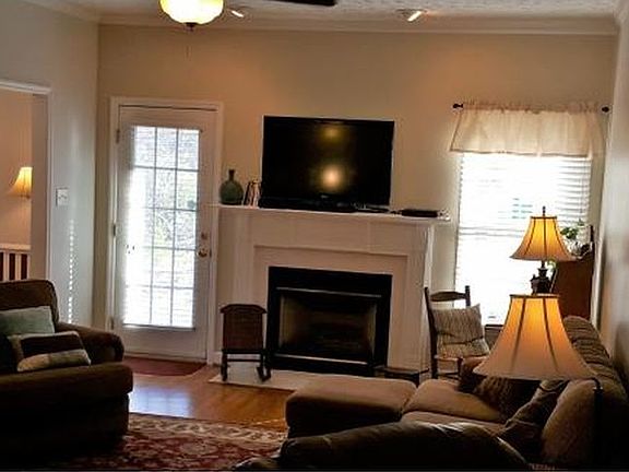 2nd image of 202 Village Walk E