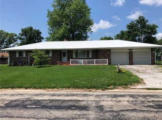 4793 N 725th St, Newton, IL 62448