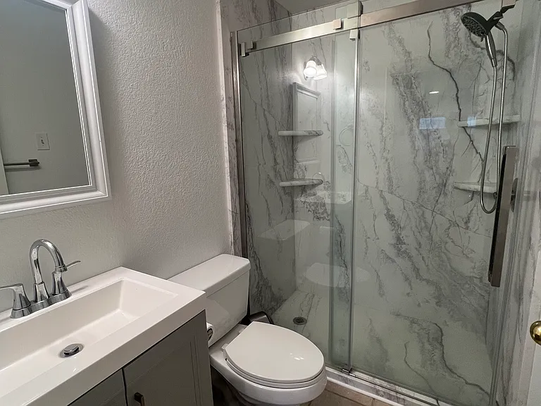 530 Fredricks Dr — Photo 12
