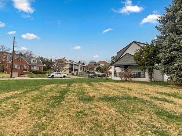 58 Evergreen Ter, Uniontown, PA 15401