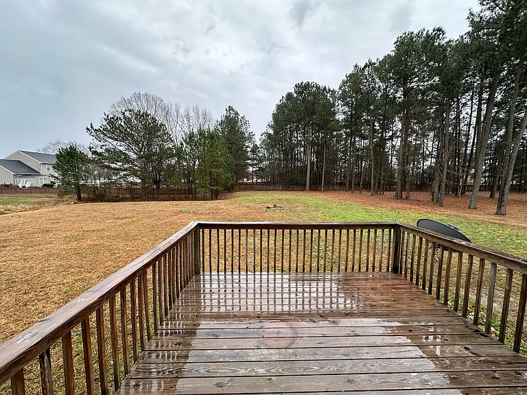 303 Princess Anne Cir — Photo 22