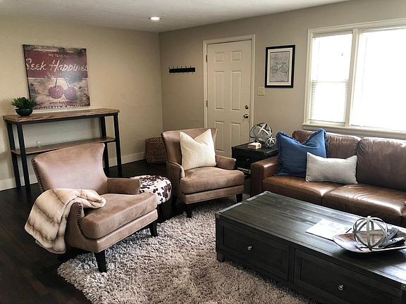 Main floor living room.