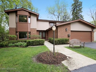 680 Old Trl, Highland Park, IL, 60035
