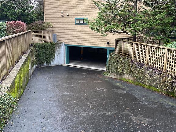 5th image of 450 Wood Ave SW Unit 2B