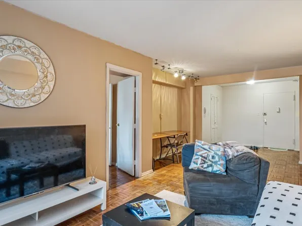 107-40 Queens Boulevard image 7 of 21