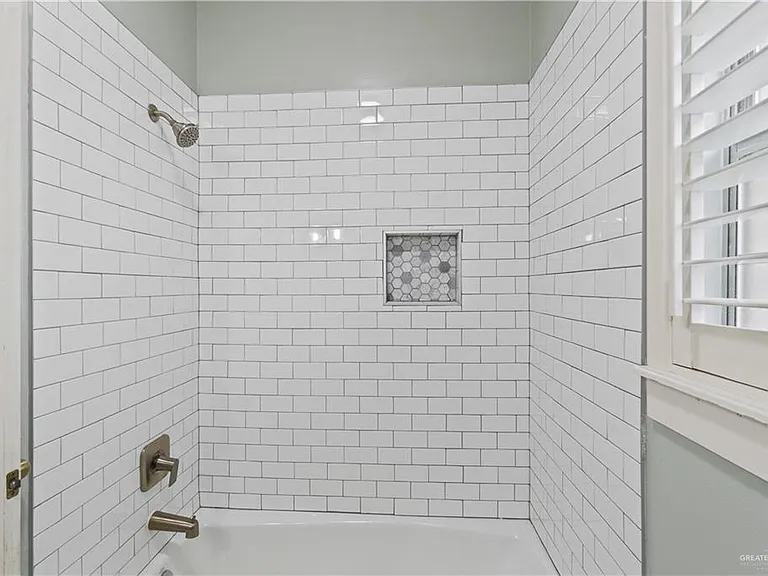 2510 May Ave — Photo 18