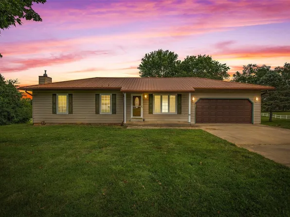 2020 Sherwood Ct, Farmington, MO 63640