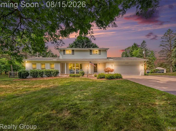 3426 Hadden Rd, Rochester Hills, MI 48306
