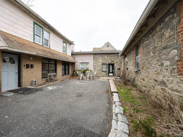 87 Vineyard Avenue, Highland, NY 12528