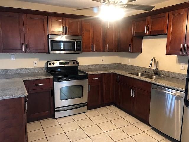 1st image of 4707 W Fairview Hts