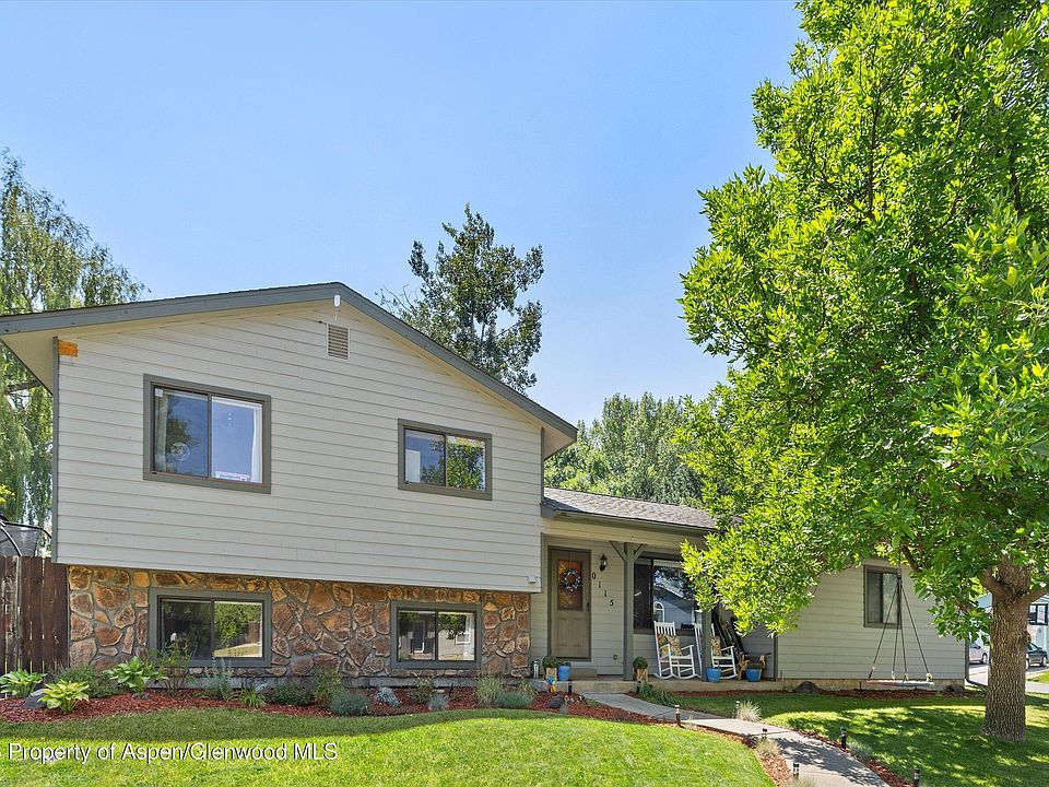 1st image of 115 Badger Rd