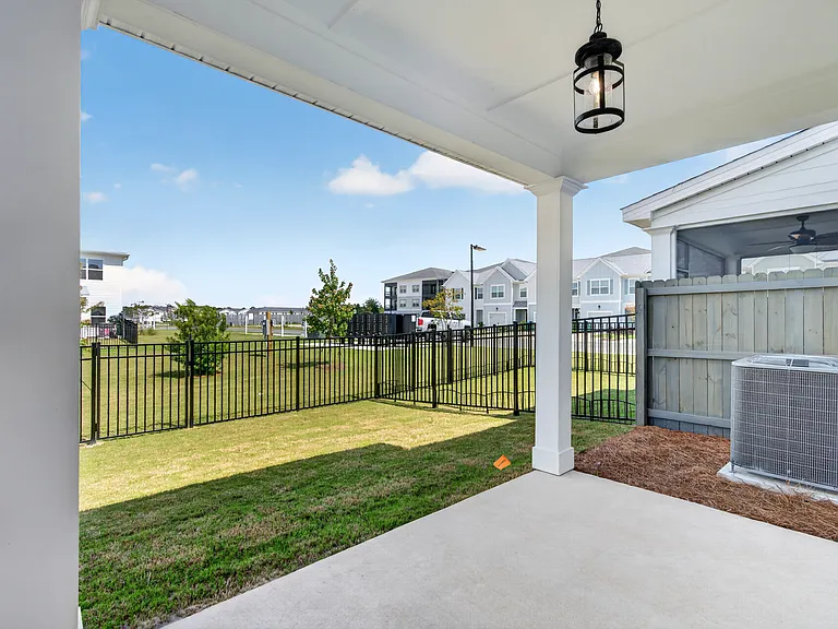 302 Cyan Ln — Photo 28