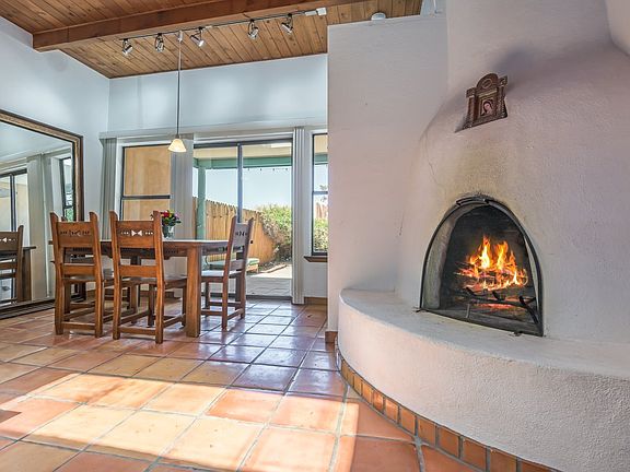 5th image of 2948 Camino Piedra Lumbre