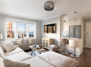 33 Lennon Ct APT 31, South Boston, MA 02127