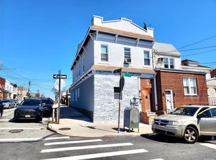 6727 75th St, Middle Village, NY 11379