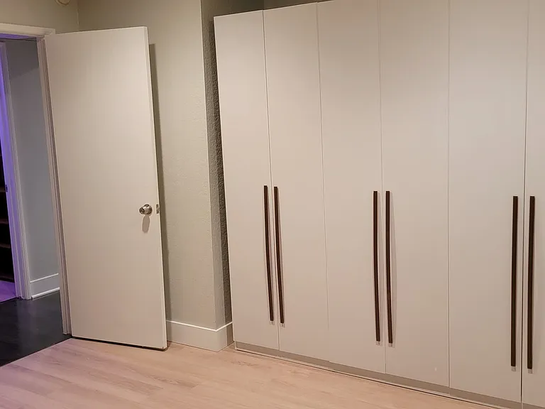 2nd bedroom.