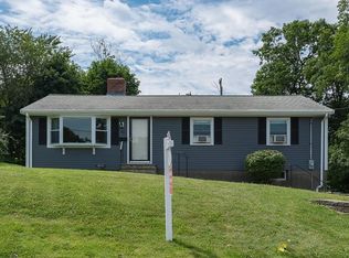 40 Harborview Dr, Hingham, MA 02043