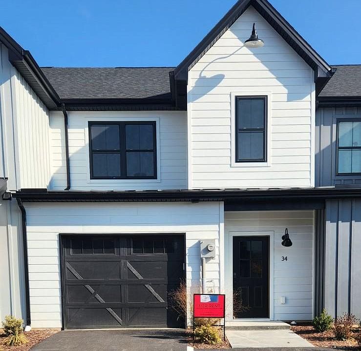 1st image of 34 Prairie Ct