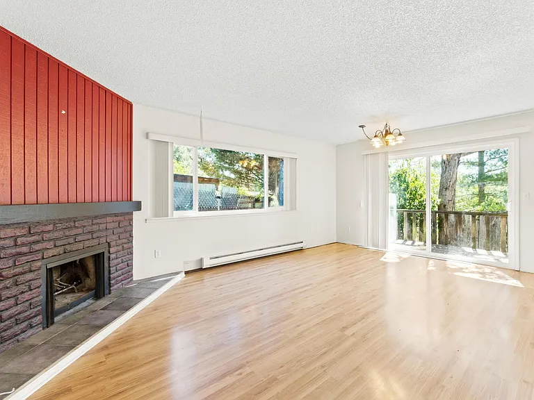 103 Nelson Way — Photo 4