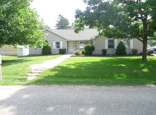 3737 N Lake Blvd, Danville, IL 61832