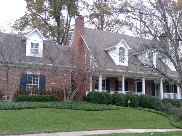 3689 Wembley Ln, Lexington, KY 40515