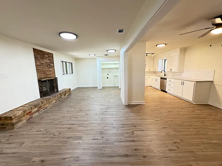 601 Ravenwood Dr — Photo 10