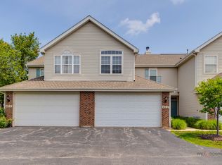 45 S Oakhurst Dr, Aurora, IL