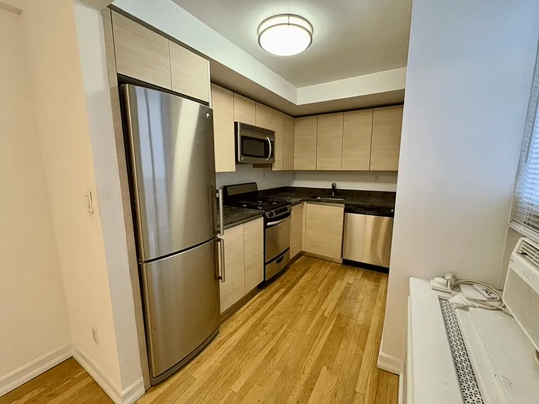 752 W End Ave #7A — Photo 6