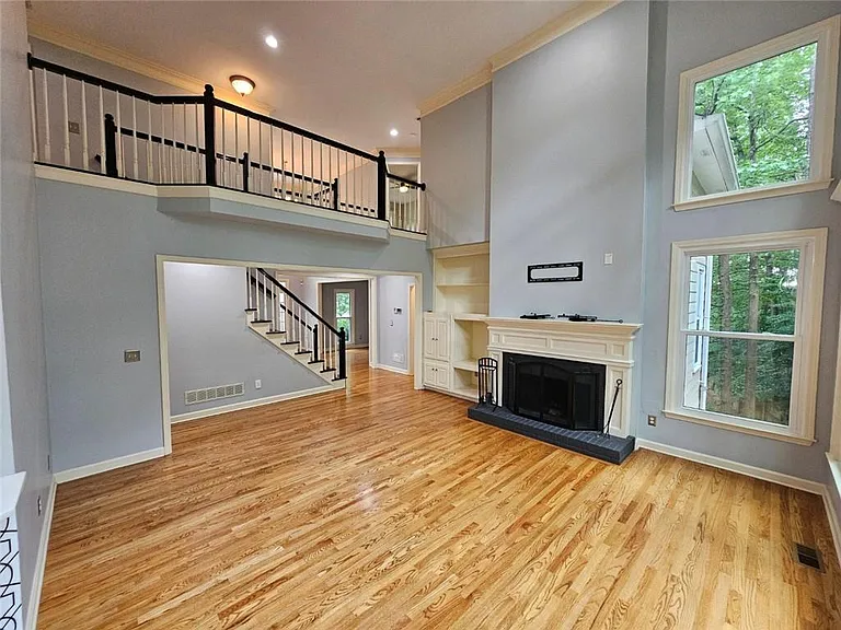 430 Eastbourne Way — Photo 11