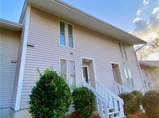 3747 Heathrow Dr, Winston Salem, NC 27127