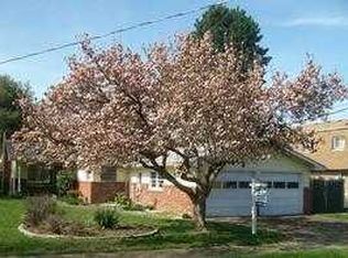 358 College St S, Monmouth, OR 97361