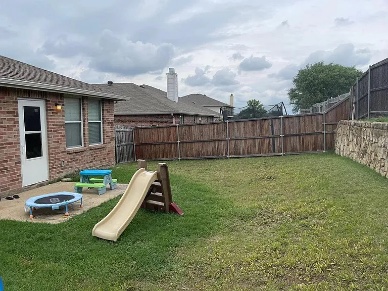 2604 Teal Cove Ln — Photo 17