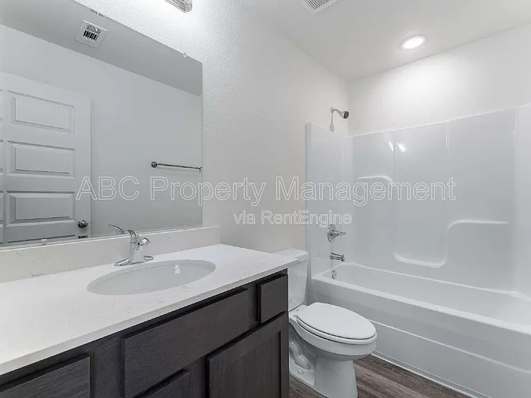 955 S Benchmark Ln #1 — Photo 17