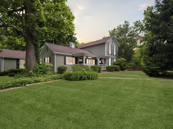 51327 Hollyhock Rd, South Bend, IN 46637