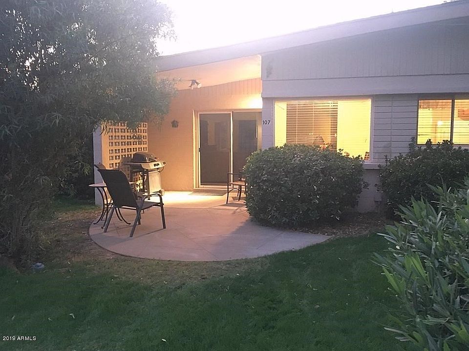 Rear Patio ON Golf Course