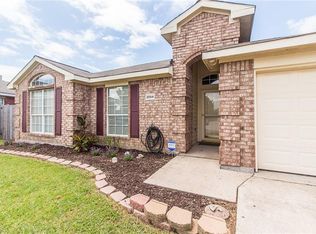 2054 Lake Pointe Dr, Little Elm, TX 75068
