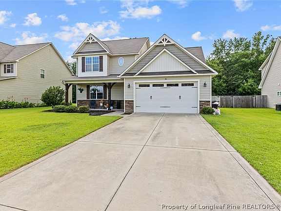 4th image of 4070 Pleasantburg Dr