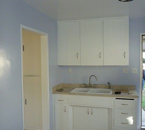 4th image of 4063 W 166th St