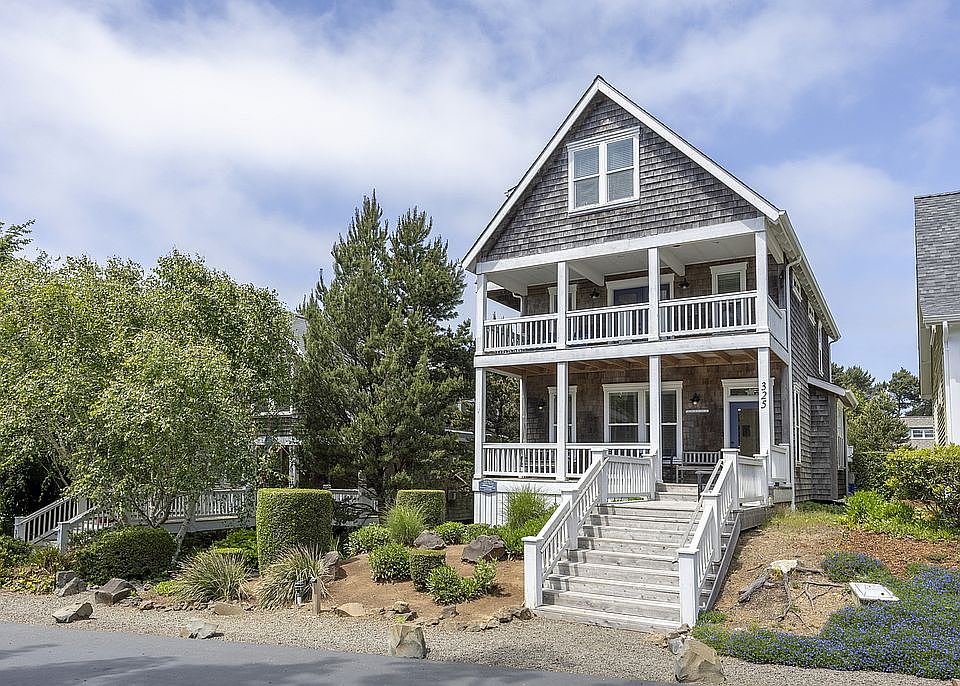 1st image of 325 Bella Beach Dr