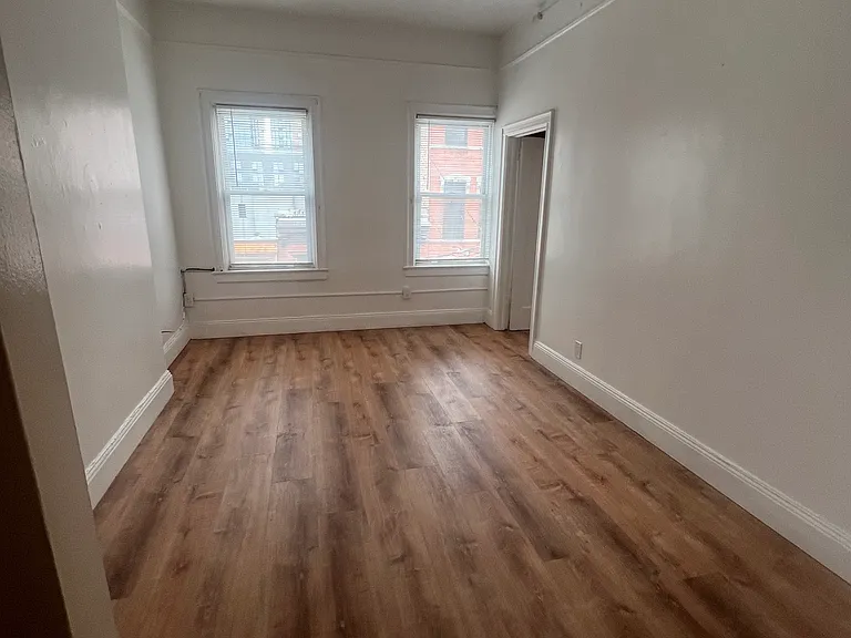 339 Grove St #4 — Photo 12