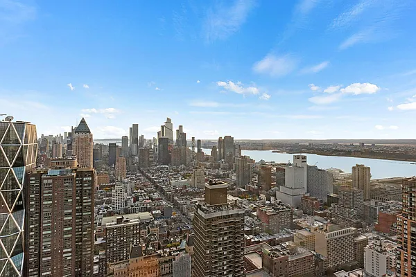 Rented by Sotheby's International Realty | media 14