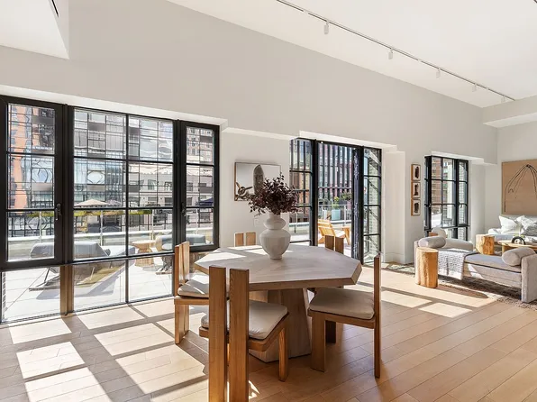 517 W 29th St #Phb, New York, NY 10001