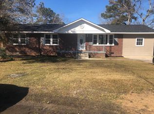 1043 E Sherwood Dr, Sumter, SC 29153