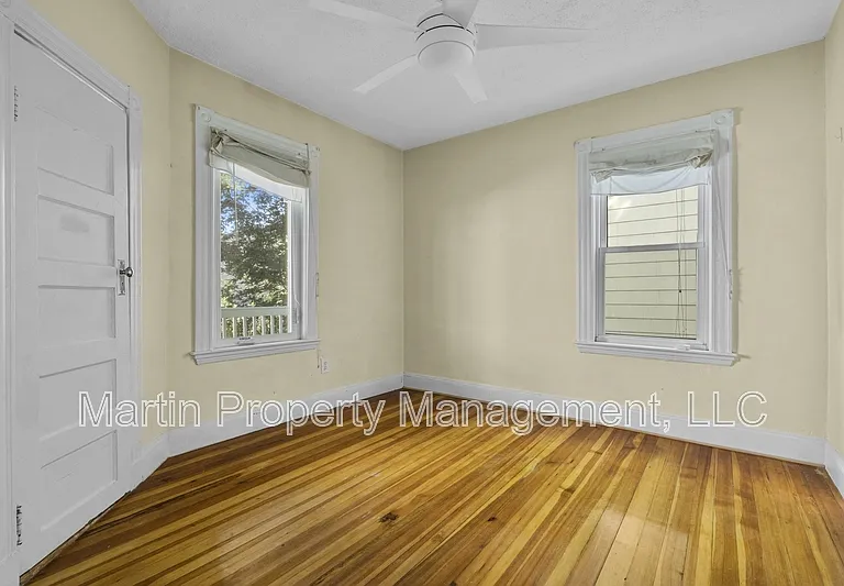 31 Harold St #A — Photo 4